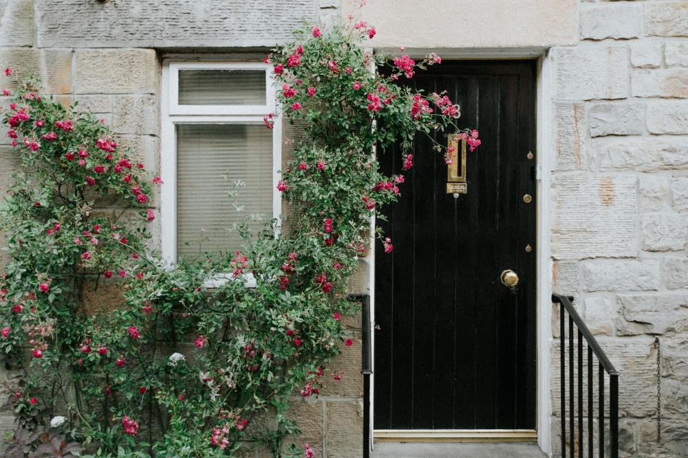What are the advantages of a house call, especially in the time of the COVID-19 Pandemic? 3 What are the advantages of a house call, especially in the time of the COVID-19 Pandemic?